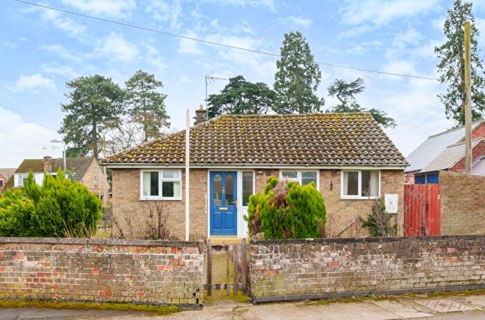 2 Bedroom Terraced Bungalow For Sale In The Square, Barrowby, NG32