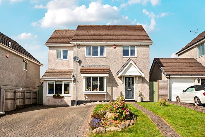 4 Bedroom Detached House For Sale In Wood Park, Ivybridge, PL21