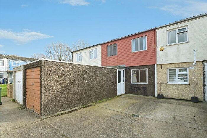 3 Bedroom Terraced House For Sale In Rosemary Close, South Ockendon, Essex, RM15