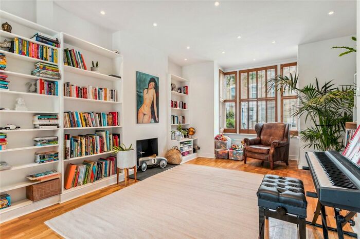 4 Bedroom Property To Rent In Ambler Road, Highbury, N4