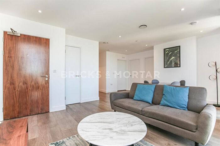 2 Bedroom Apartment For Sale In Hadrians Tower, Rutherford St, Newcastle Upon Tyne, NE4