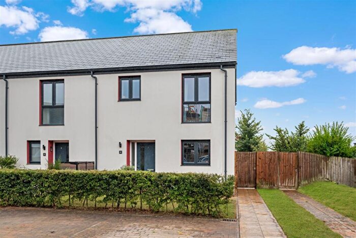 3 Bedroom Semi-Detached House For Sale In Harford Way, Landkey, Barnstaple, EX32