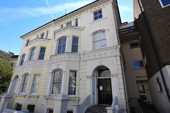 Studio To Rent In Buckingham Road, Brighton, BN1
