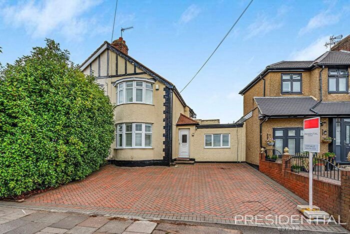 3 Bedroom Semi-Detached House For Sale In Strafford Avenue, Clayhall, IG5