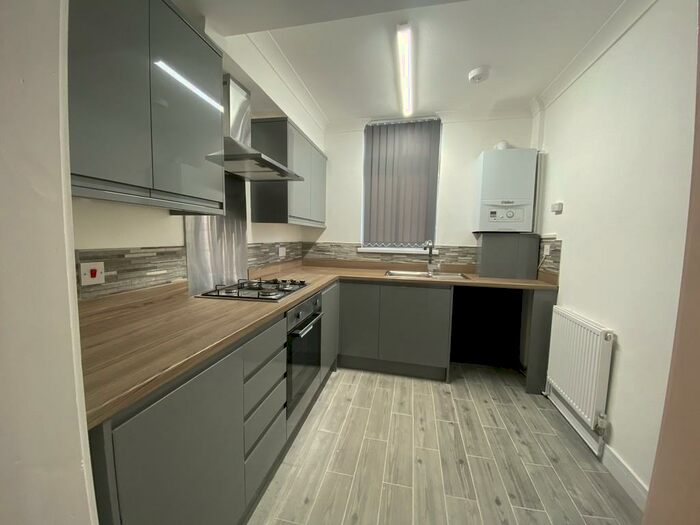 2 Bedroom Apartment To Rent In Cambridge Street, Leicester, LE3