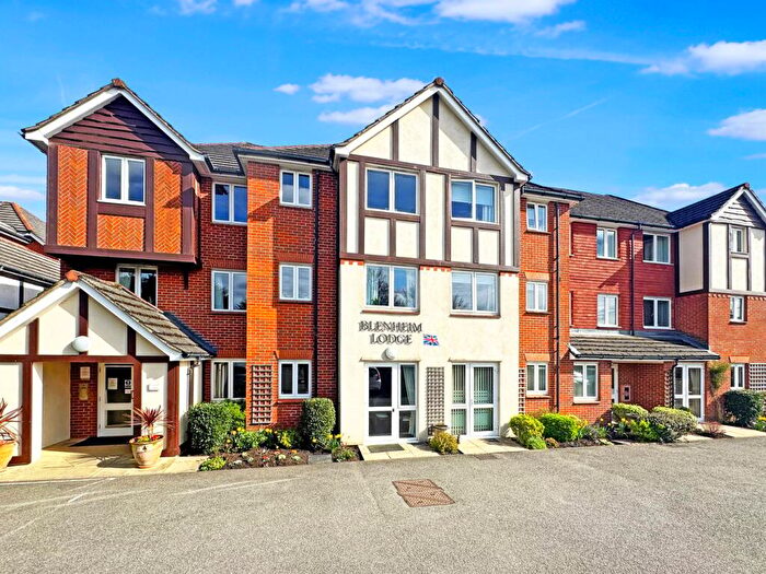 2 Bedroom Retirement Property For Sale In Chesham Road, Amersham, HP6