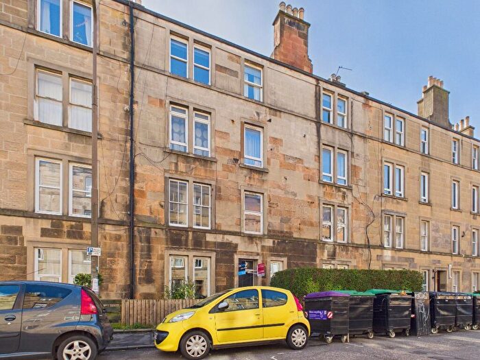 2 Bedroom Flat To Rent In Caledonian Place, Dalry, Edinburgh, EH11