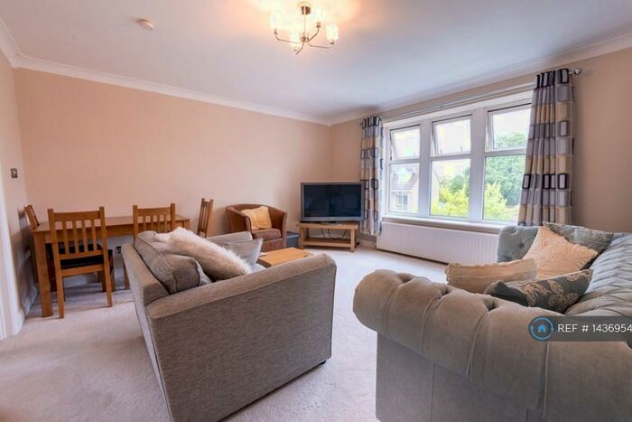 2 Bedroom Flat To Rent In Elmete Grange, Menston, Ilkley, LS29