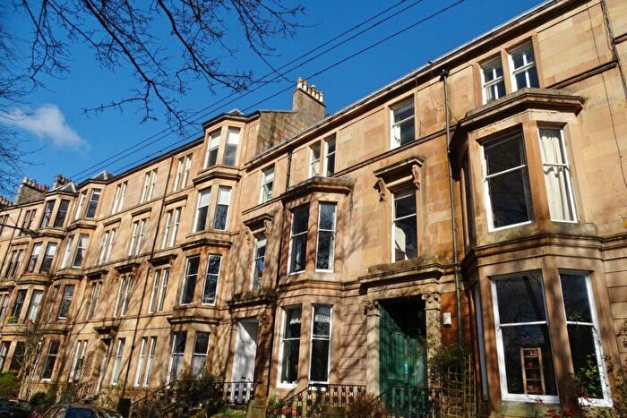 2 Bedroom Flat To Rent In Bed Furnished Flat At Doune Gardens, G20