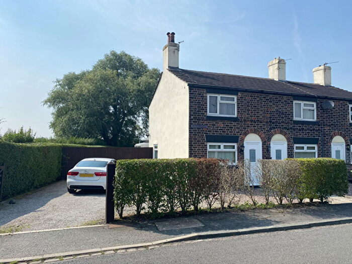 2 Bedroom Cottage To Rent In Giddygate Lane, Melling, Liverpool, L31