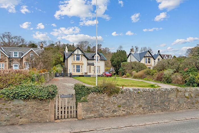 3 Bedroom Flat For Sale In Janefield, Shore Road, Kilcreggan, G84