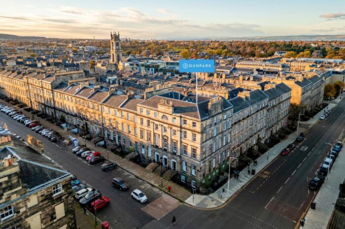 3 Bedroom Flat For Sale In Great King Street, New Town, Edinburgh, EH3