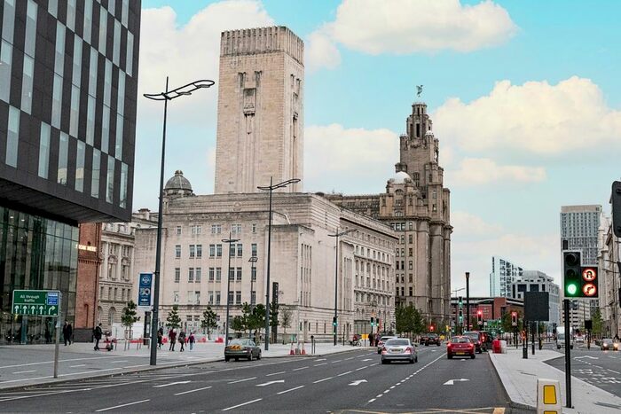 3 Bedroom Flat To Rent In Strand Street, Liverpool, L1