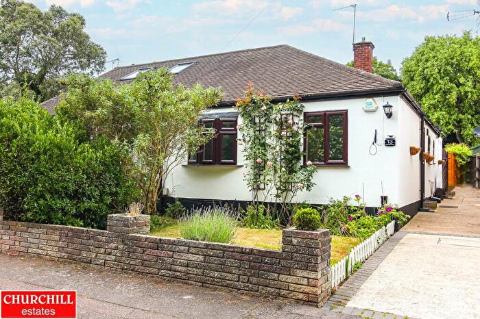2 Bedroom Semi-Detached Bungalow To Rent In Cascade Road, Buckhurst Hill, IG9