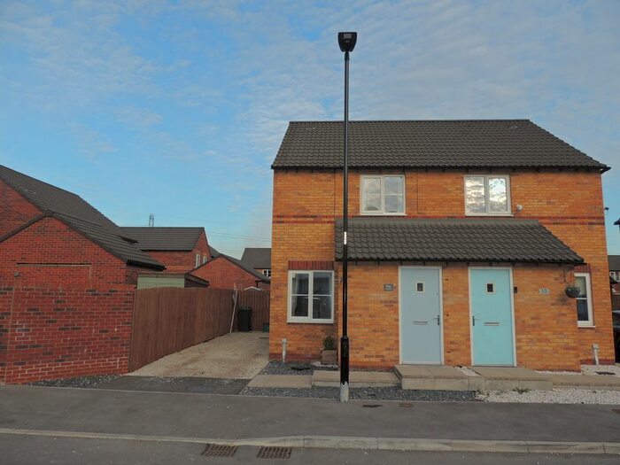 2 Bedroom Semi-Detached House To Rent In Oxford Street, Thorne, DN8