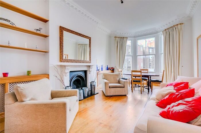 2 Bedroom Flat To Rent In Sinclair Road, London, W14