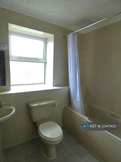 1 Bedroom Flat To Rent In Boscombe Spa Road, Bournemouth, BH5