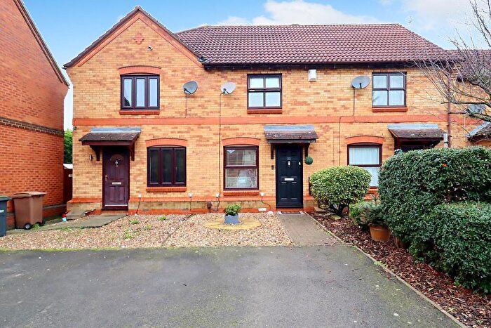 2 Bedroom Terraced House For Sale In Muirfield, Bushmead, Luton, Bedfordshire, LU2