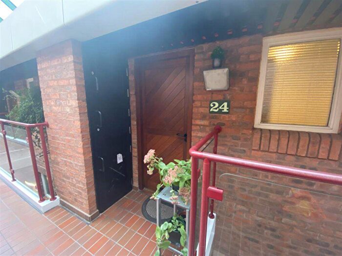 1 Bedroom Flat To Rent In Hodgsons Court, City Centre, CA3
