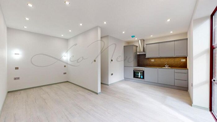 Studio To Rent In Woodlands Business Village, Coronation Road, RG21