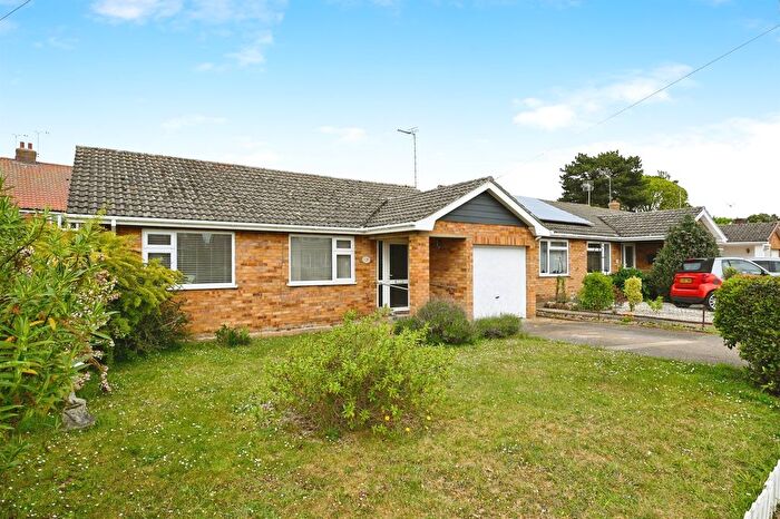 3 Bedroom Detached Bungalow For Sale In Brent Avenue, Snettisham, King's Lynn, PE31