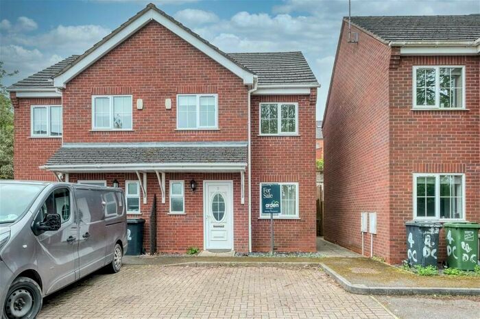 3 Bedroom Semi-Detached House To Rent In Davids Close, Redditch, Worcestershire, B97