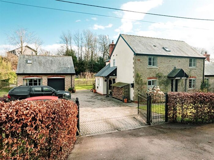 4 Bedroom Detached House For Sale In Kiln Rise, Howle Hill, Ross-On-Wye, Herefordshire, HR9