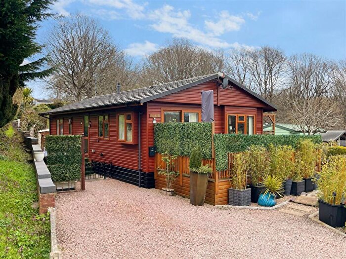 2 Bedroom Park Home For Sale In Dowles Road, Bewdley, DY12