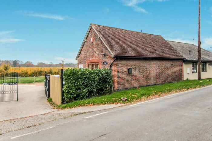 1 Bedroom Cottage For Sale In Furnace Lane, Horsmonden, Tonbridge TN12