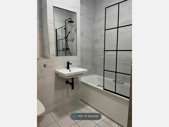 1 Bedroom Flat To Rent In St. Georges Street, Cheltenham, GL50