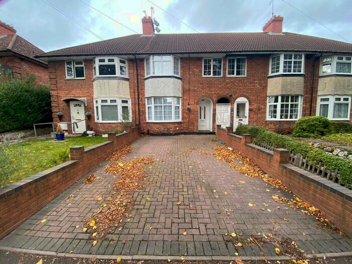 3 Bedroom House To Rent In Kings Road, Kingstanding, Birmingham, B44