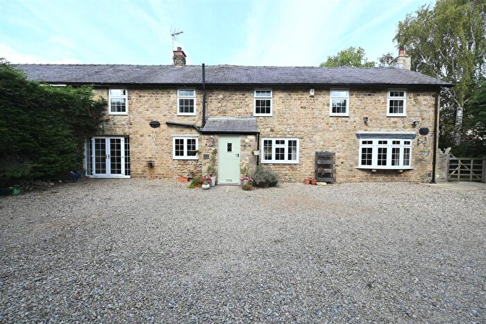 5 Bedroom Detached House For Sale In Gatherley Road, Brompton On Swale, Richmond, DL10