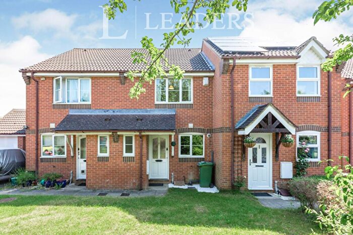 2 Bedroom Terraced House To Rent In Woodpecker Green, OX4