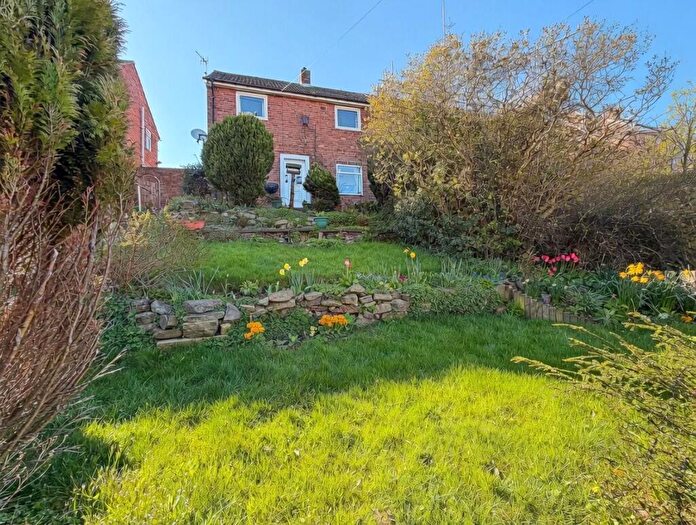 2 Bedroom Semi Detached House For Sale In Wordsworth Avenue, Whickham, Newcastle Upon Tyne, NE16