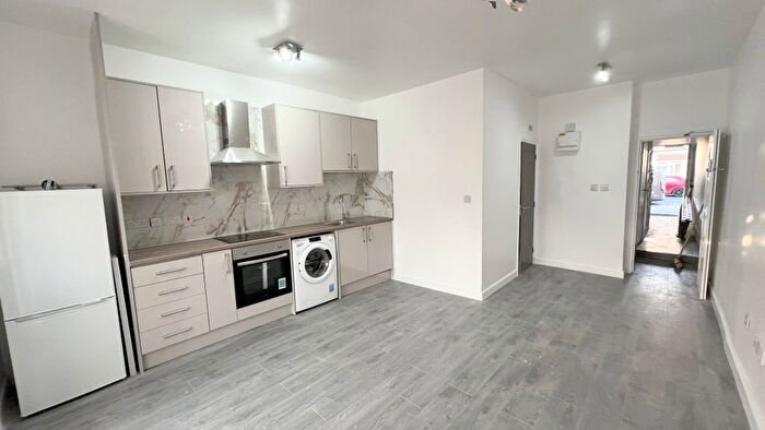 Studio To Rent In Eastcote Road, Harrow, HA2