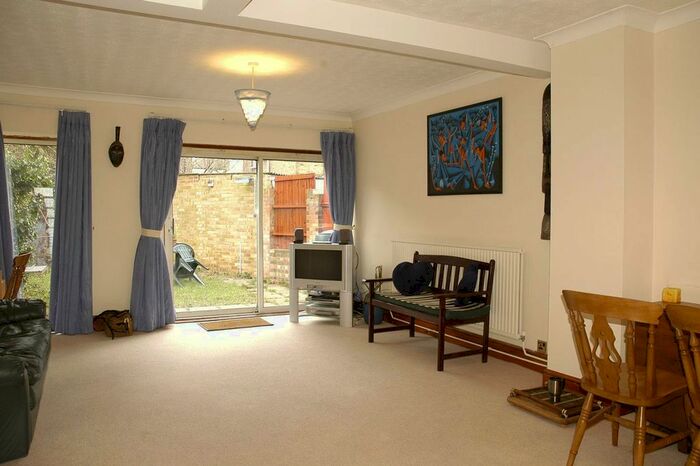 4 Bedroom End Of Terrace House To Rent In The Tiltwood, Acton, London, W3