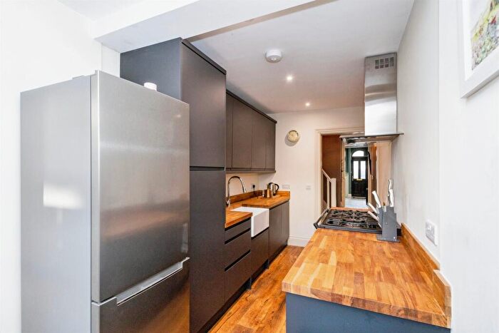 3 Bedroom Terraced House For Sale In Toronto Road, Portsmouth, PO2