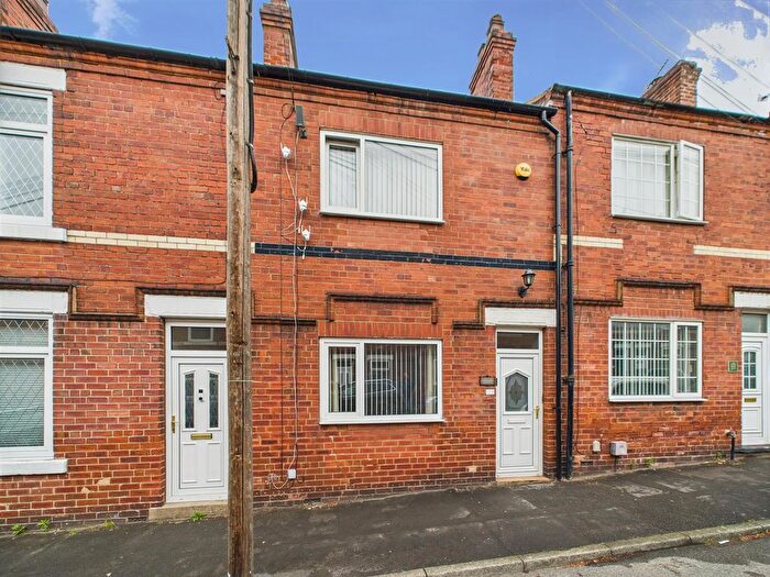 2 Bedroom Terraced House For Sale In Queen Street, Pontefract, WF8