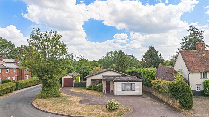 4 Bedroom Detached Bungalow For Sale In Ashendene Road, Bayford, SG13