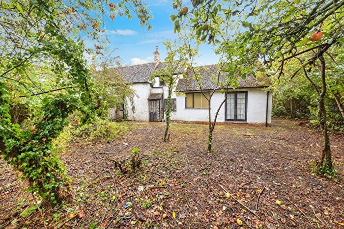 2 Bedroom Cottage For Sale In Cherry Tree Cottage, Radclive, Buckingham, MK18