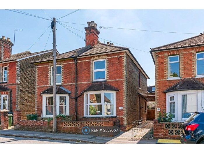 5 Bedroom Semi-Detached House To Rent In Artillery Road, Guildford, GU1