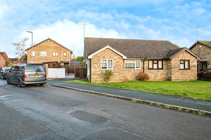 2 Bedroom Semi-Detached Bungalow For Sale In Violet Way, Yaxley, Peterborough, PE7
