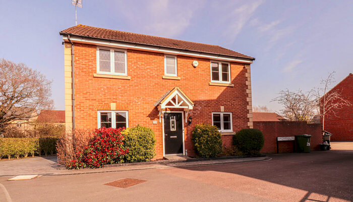 3 Bedroom Detached House To Rent In Casterbridge Road, Swindon, SN25