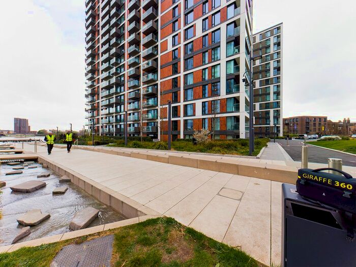 2 Bedroom Flat To Rent In Flat, London, SE18