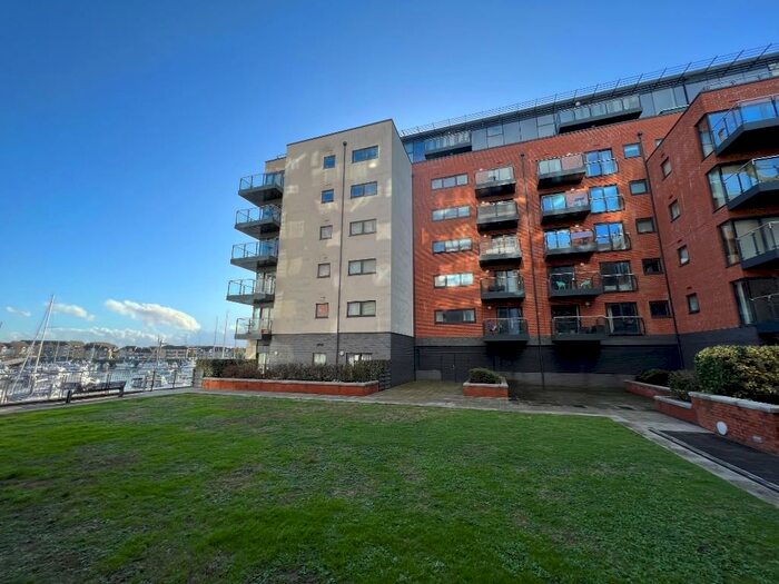 2 Bedroom Apartment To Rent In Ocean Way, Ocean Village, Hampshire, SO14