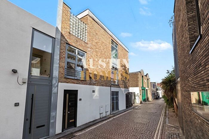 4 Bedroom End Of Terrace House For Sale In London, N1