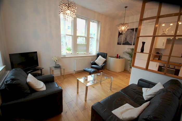 2 Bedroom Terraced House To Rent In Langstane Place, City Centre, Aberdeen, AB11