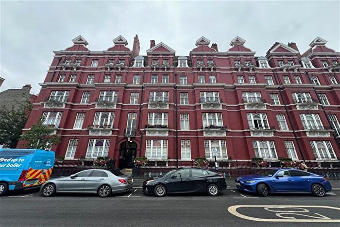 4 Bedroom Property To Rent In Hyde Park Mansions, Chapel Street, NW1