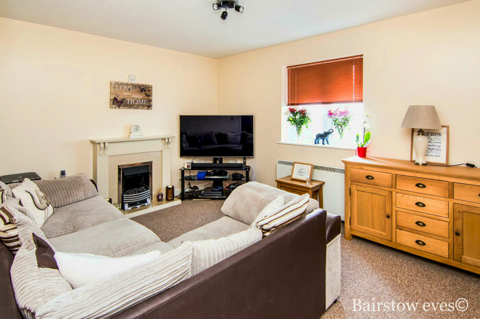 1 Bedroom Apartment To Rent In Bancroft Chase, Hornchurch, RM12