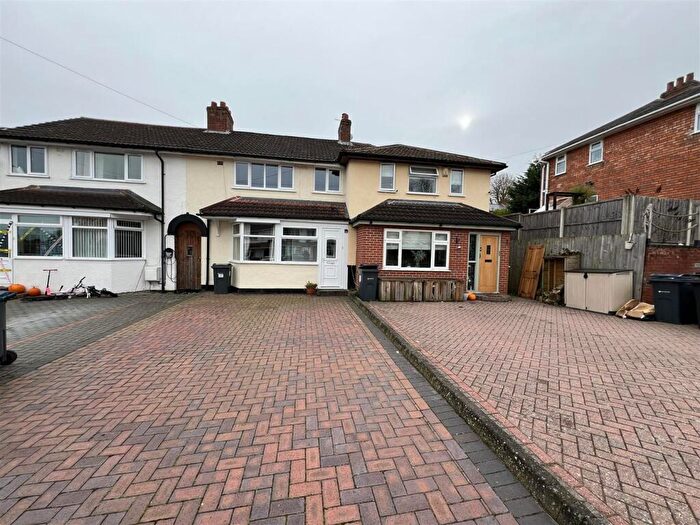 3 Bedroom House To Rent In Riley Road, Birmingham, B14